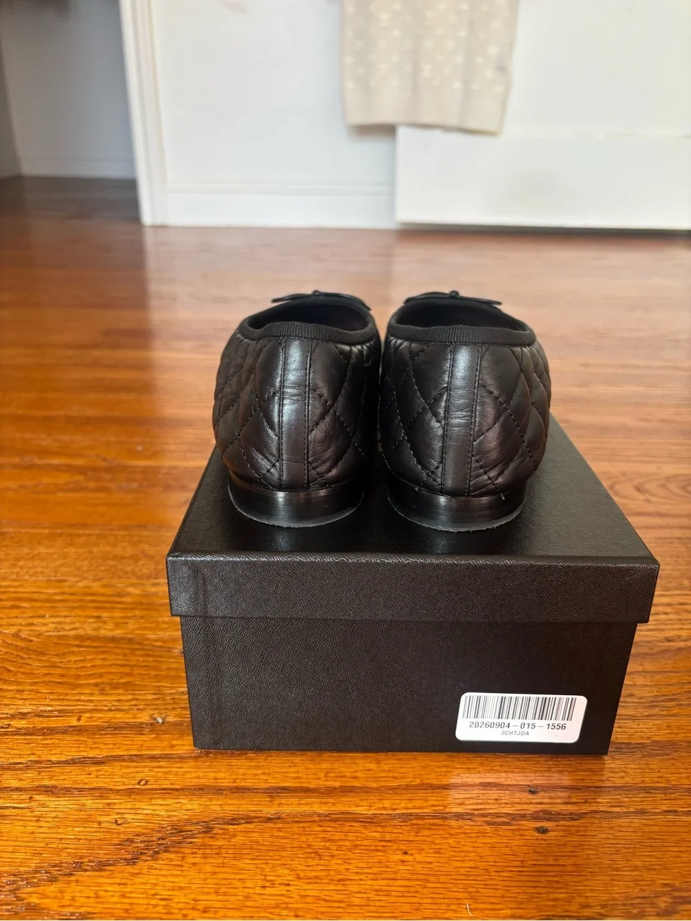 CHANEL Black Quilted Leather CC Logo Ballet Flats size 42
